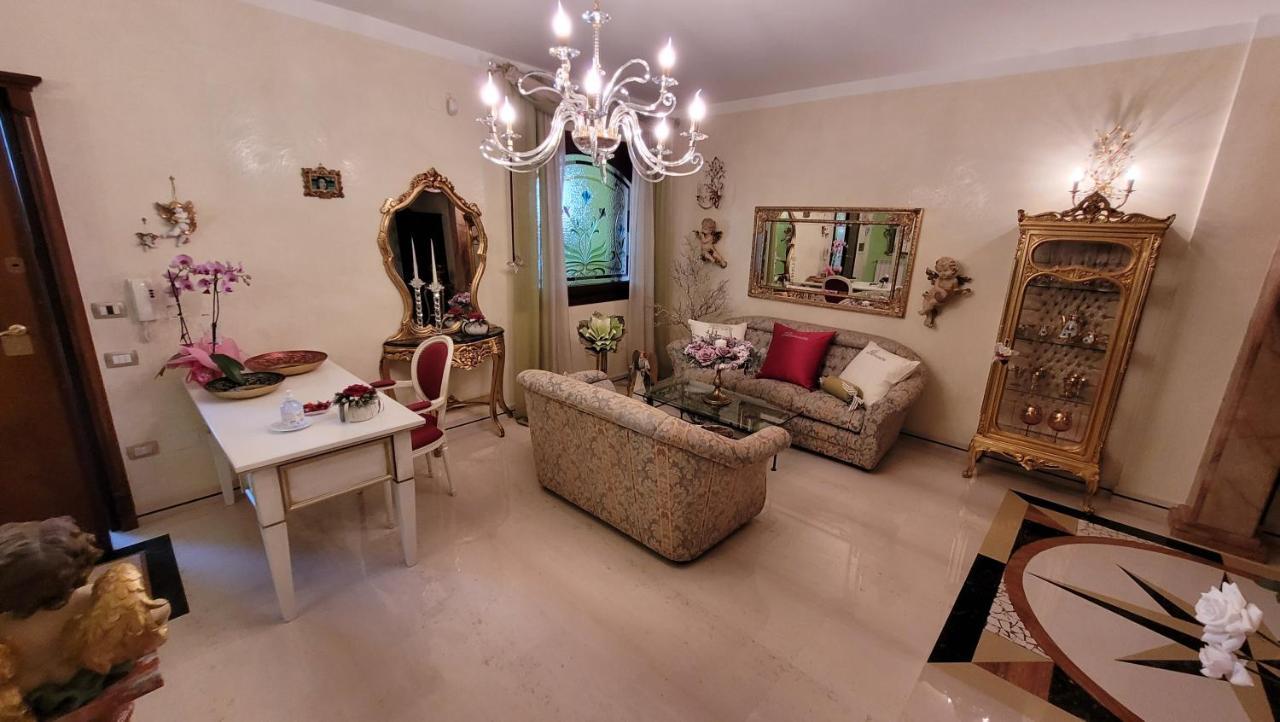 Queen's Luxurious House Gallipoli Buitenkant foto